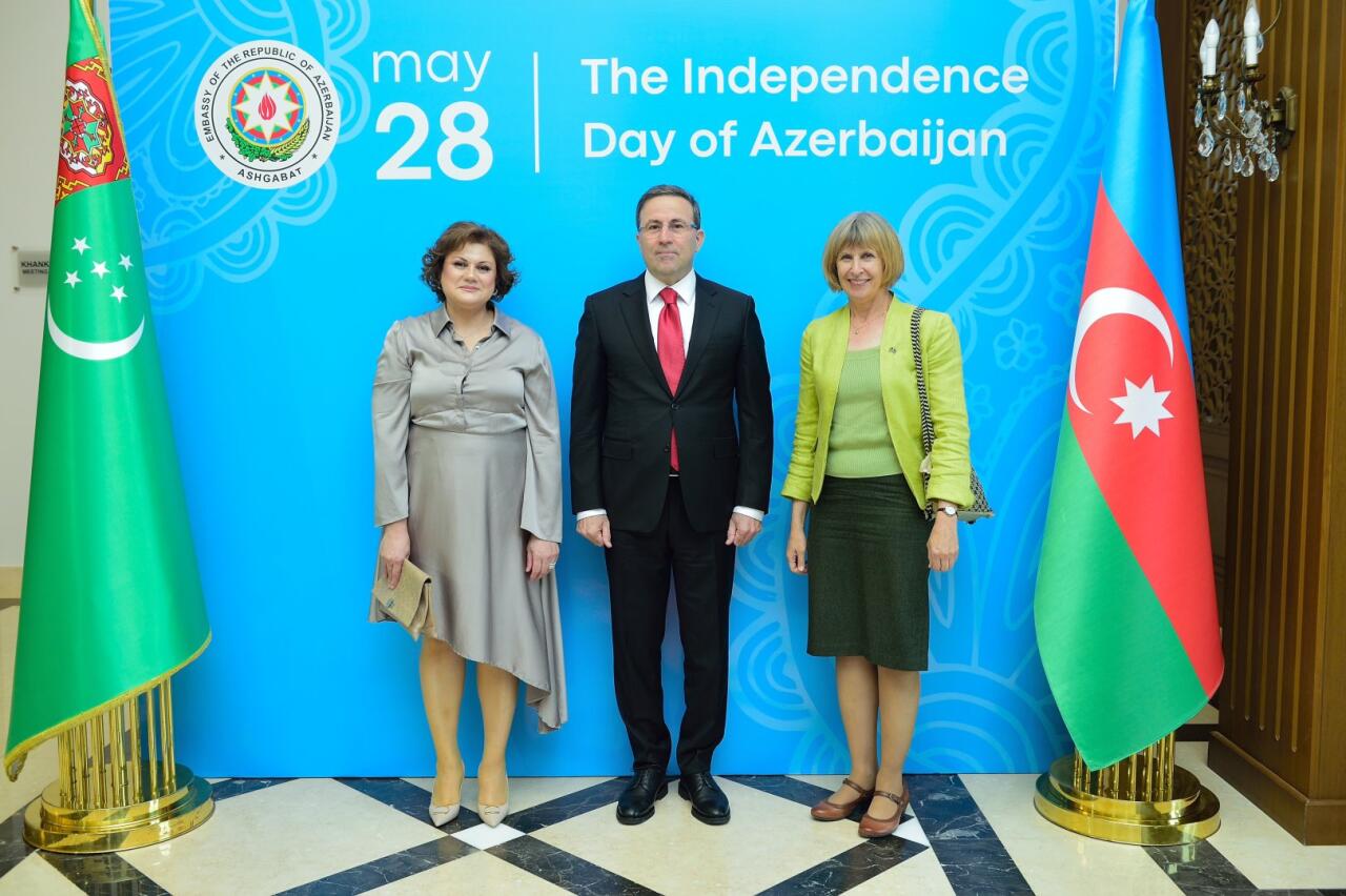 Türkmənistanda 28 May - Müstəqillik Günü qeyd olunub
