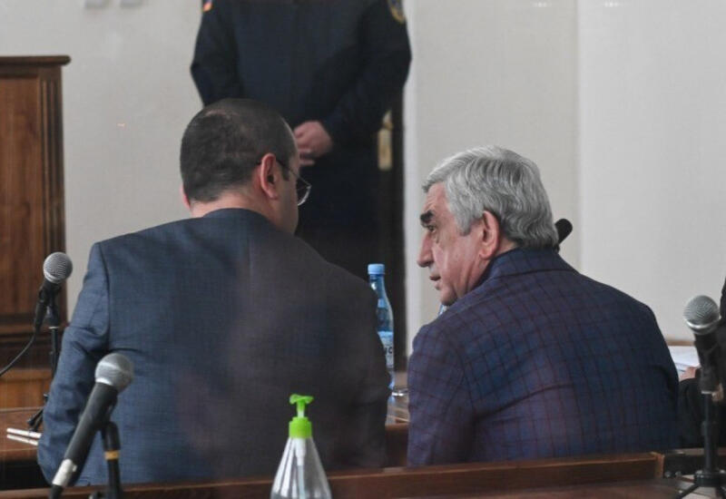 Саргсян и его зять обвиняются в получении многомиллионной взятки