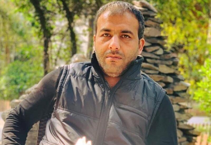 Bakıda marketin qarşısında 2 nəfəri cərəyan vurub öldürdü