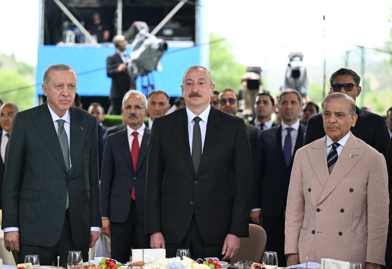 Geosiyasi start nöqtəsi: Laçından qlobal mesaj
