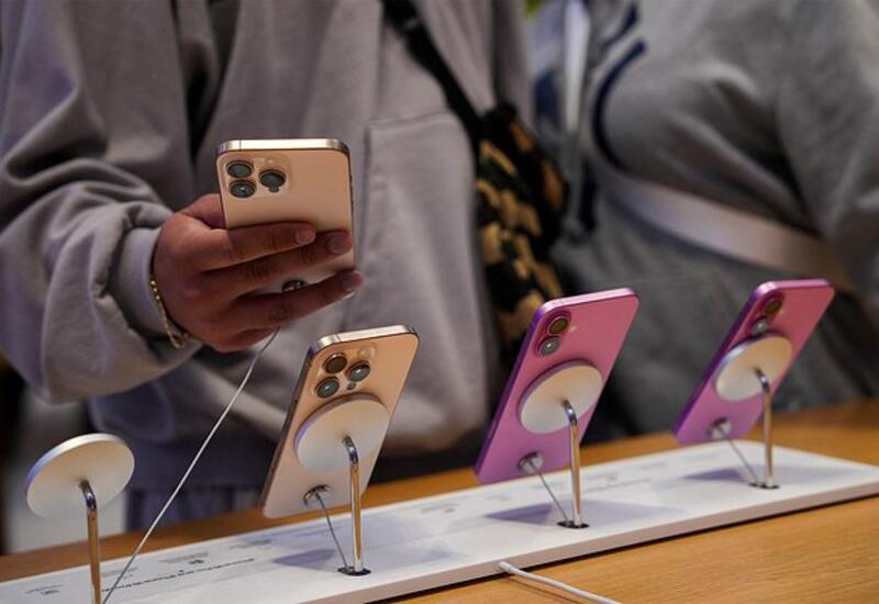 Экран iPhone снова увеличат