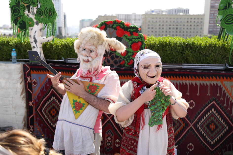 Heydər Əliyev Mərkəzinin parkında Uşaq festivalı keçirilib