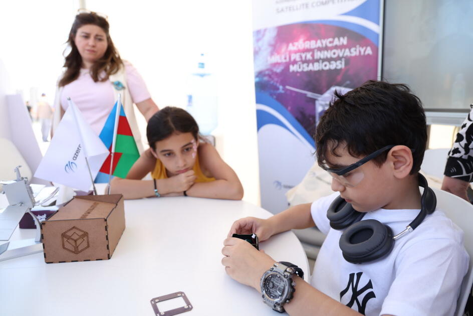 Heydər Əliyev Mərkəzinin parkında Uşaq festivalı keçirilib