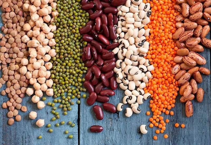 Bu qidalarla erkən ağ saçlara