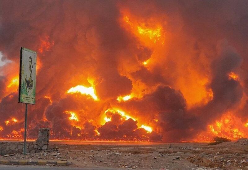 Сильный пожар на нефтехимическом предприятии в ОАЭ
