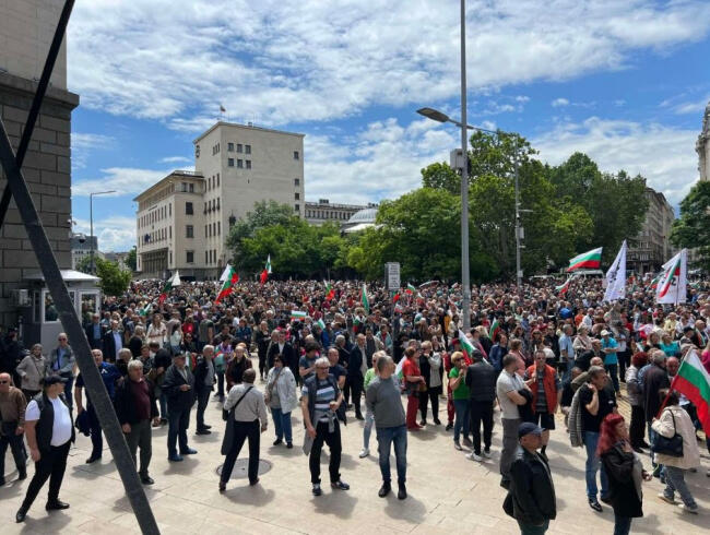 В Болгарии прошли протесты против смены валюты на евро