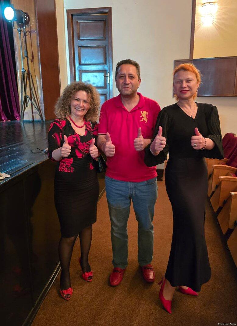 Азербайджанский русский драмтеатр принимает с аншлагом "Балтийский дом" из Санкт-Петербурга