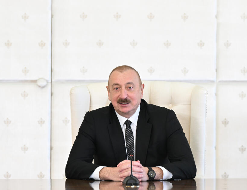 Президент Ильхам Алиев принял членов сборной Азербайджана, ставшей чемпионом мира по мини-футболу