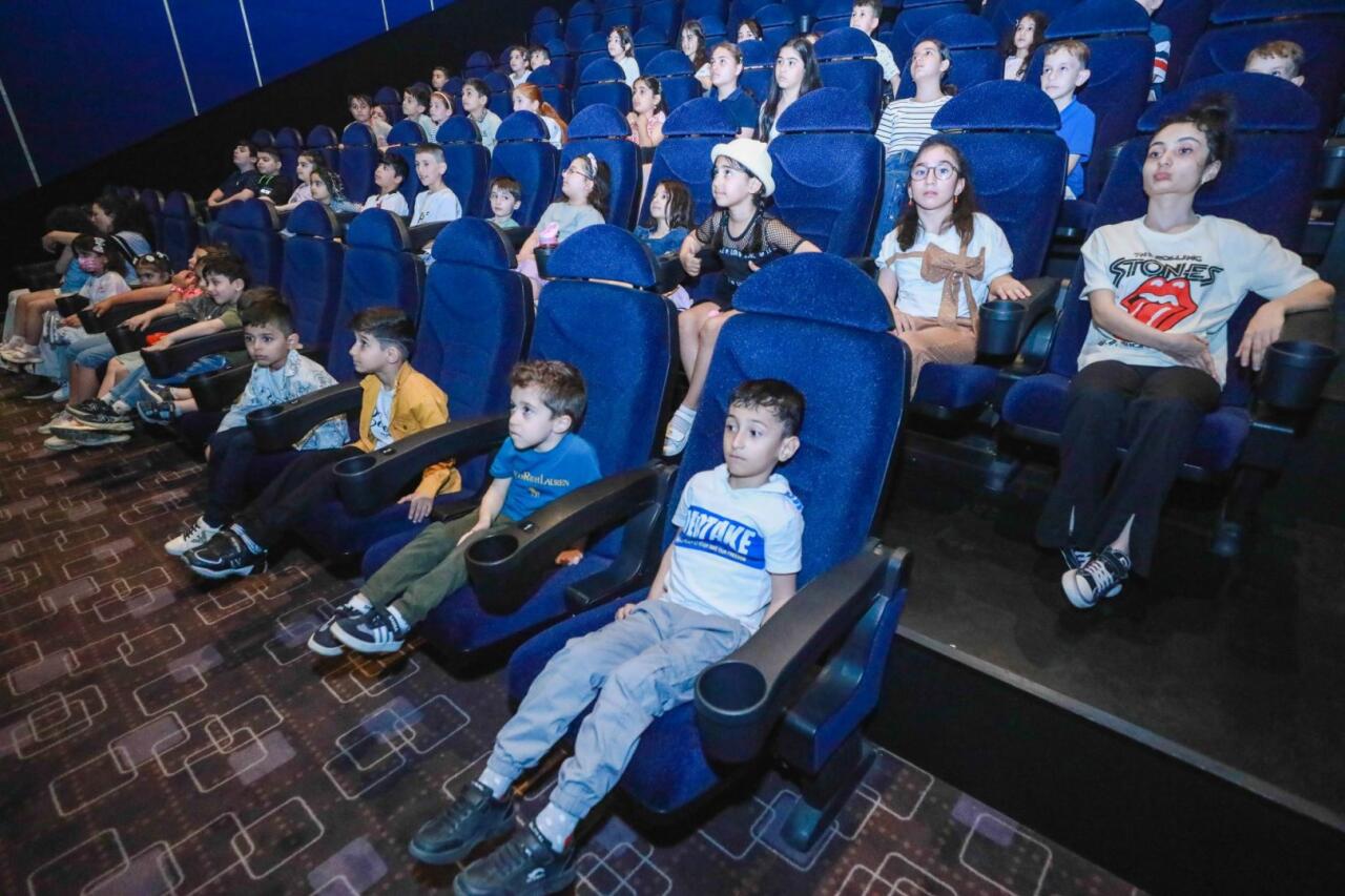Лето начинается с улыбки! CineMastercard превратился в остров счастья для детей