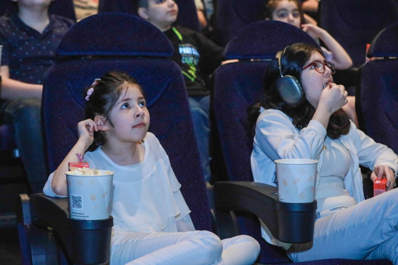 Лето начинается с улыбки! CineMastercard превратился в остров счастья для детей