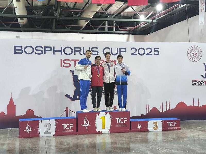 Gimnastlarımız İstanbuldan medallarla qayıtdı