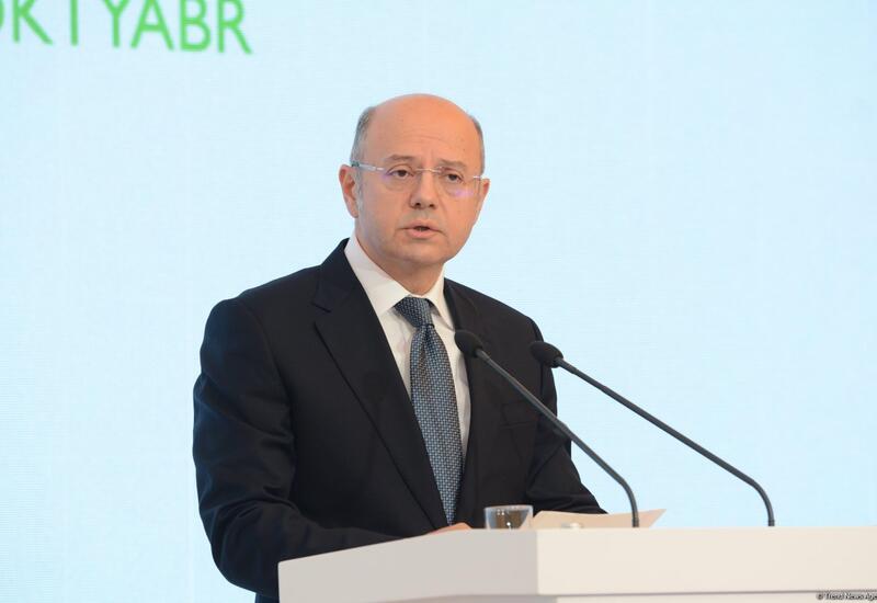 Qarşıdakı iki il ərzində Azərbaycanda 10 günəş və külək elektrik stansiyası istismara veriləcək
