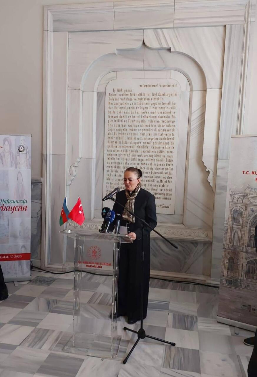 В Анкаре открылась выставка Азербайджанского национального музея искусств