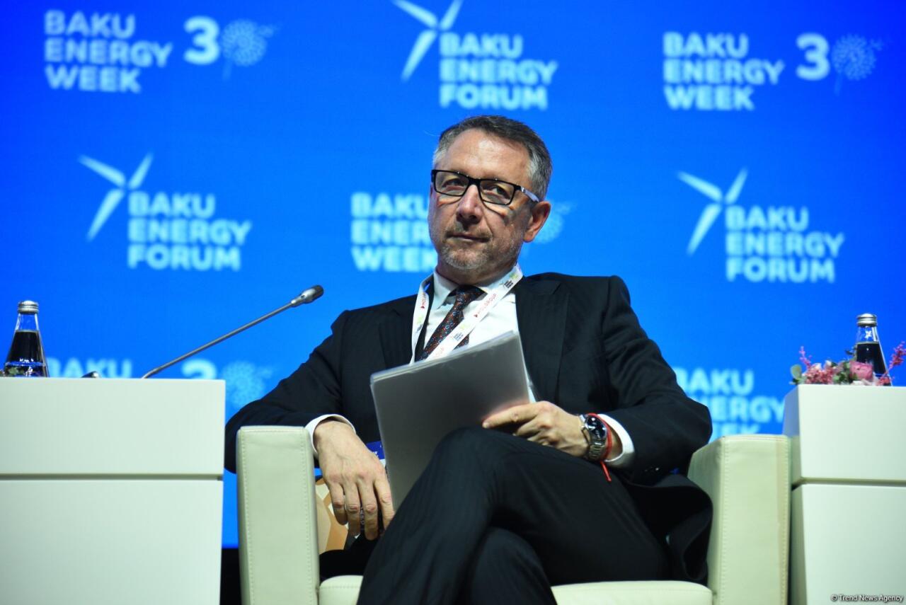 В Азербайджане проходит второй день Бакинского энергетического форума