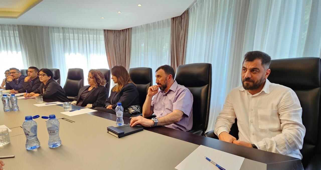 Komitə sədri Belçikada diaspor təşkilatlarının rəhbərləri ilə görüşüb
