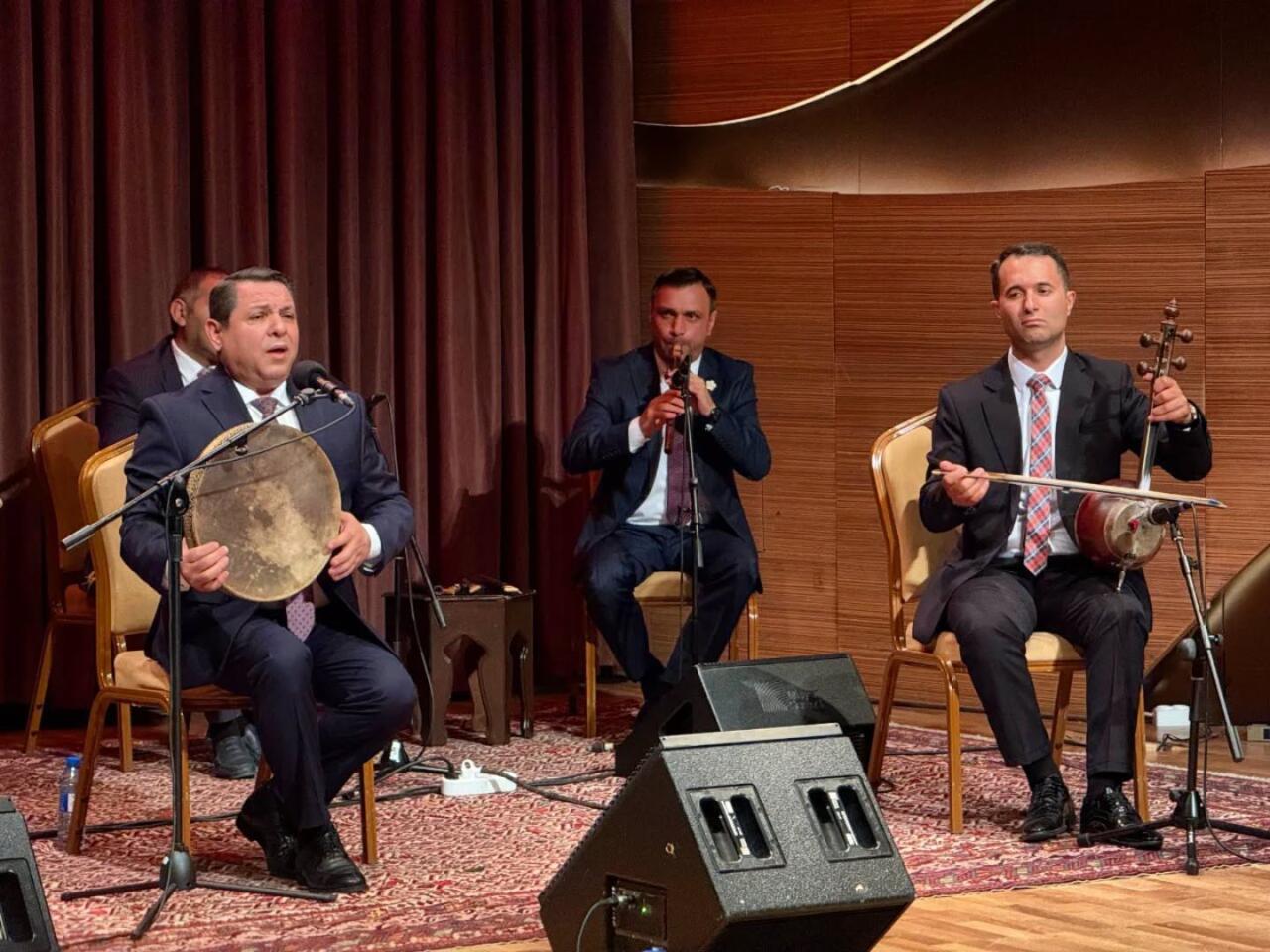 В Баку состоялся концерт мугамов в рамках проекта "Muğamat axşamı"