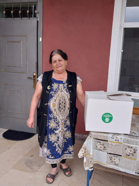 Heydər Əliyev Fondunun vitse-prezidenti Leyla Əliyevanın təşəbbüsü ilə Yevlaxda ailələrə qurban payları çatdırılıb