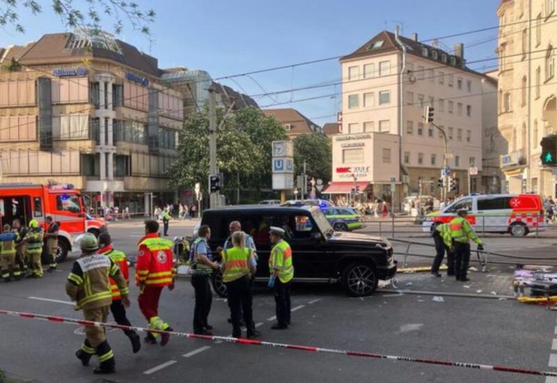 Автомобиль въехал в группу людей в Баварии