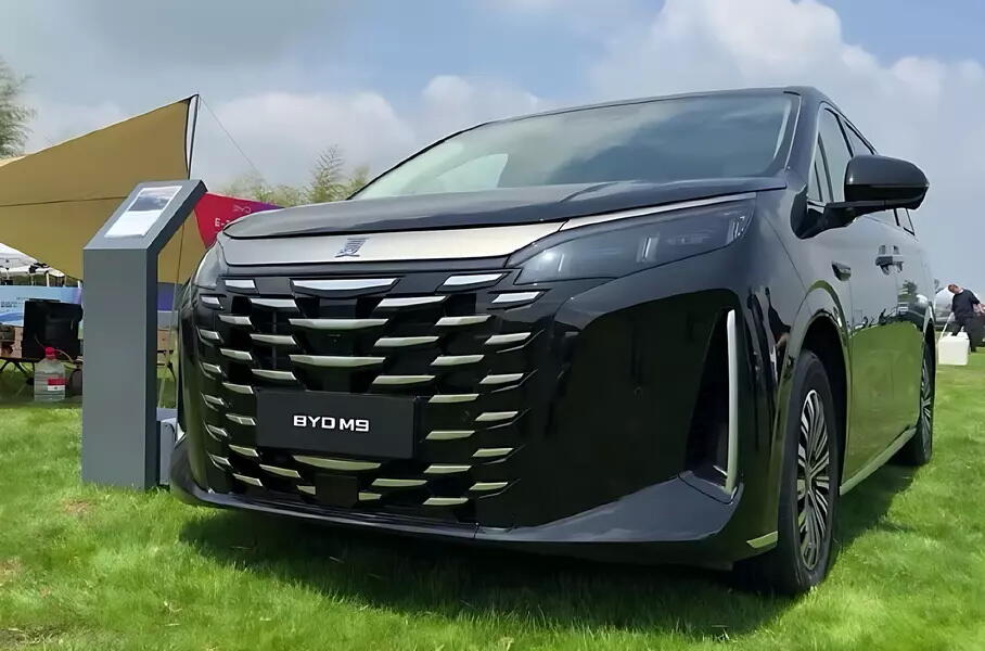 Большой минивэн BYD будут продавать за пределами Китая