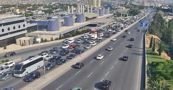 Paytaxtın bir sıra yollarında tıxac var