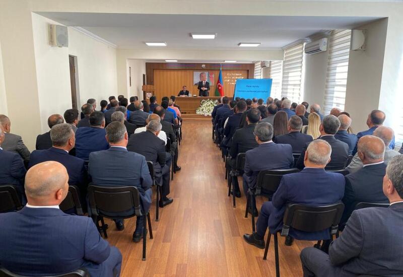 Meriya Xəzər rayonunda müşavirə keçirdi