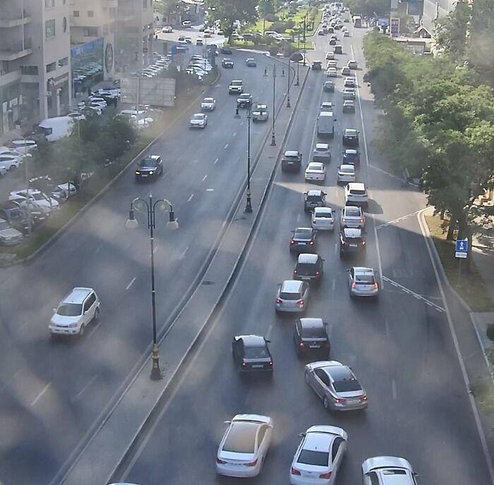 Paytaxtın bir sıra yollarında tıxac var