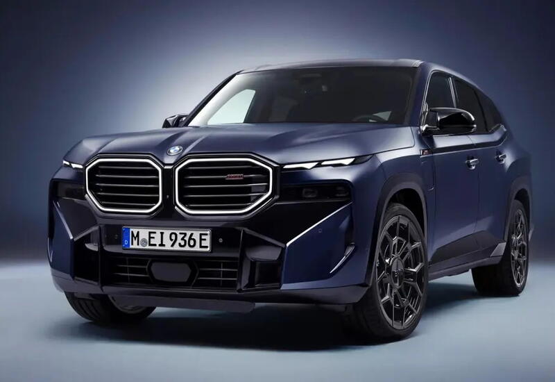 Супергибрид BMW XM лишился начальной версии с мотором V8