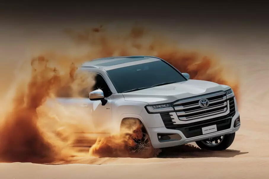 Toyota Land Cruiser 300 впервые в истории стал гибридом