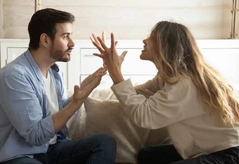 Səni incidir, amma ayrıla bilmirsən?