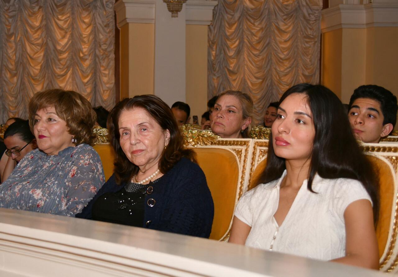 Отмечен юбилей Маэстро Фахраддина Керимова