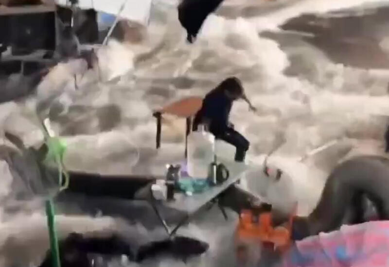 В Индии резервуар с водой лопнул во время съемок фильма