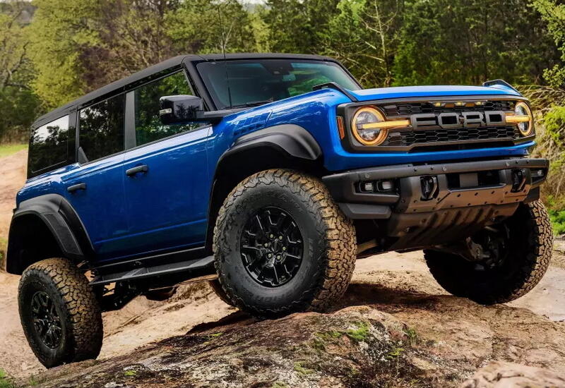 Ford резко снизил цены супервнедорожников Bronco Raptor