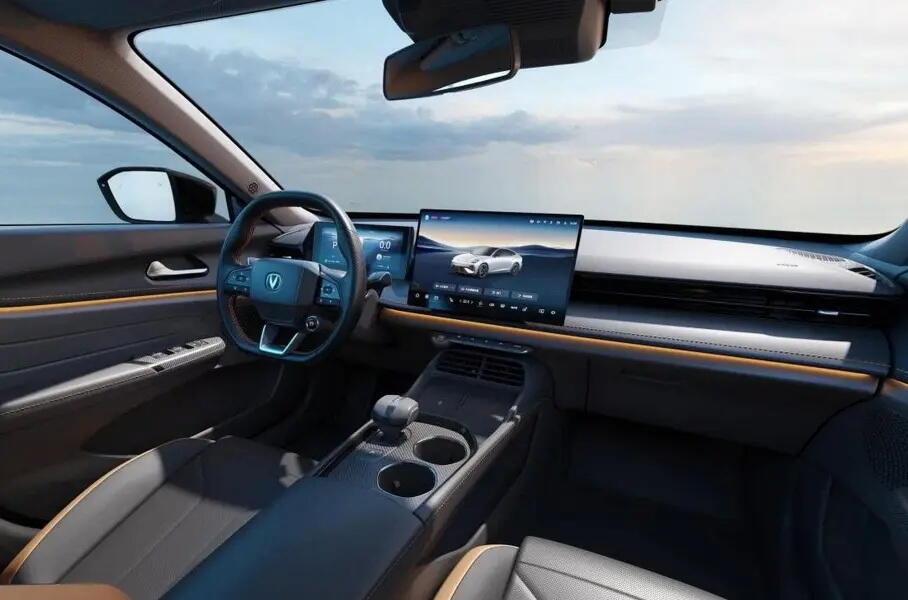 Changan полностью рассекретил новое поколение лифтбека Uni-V