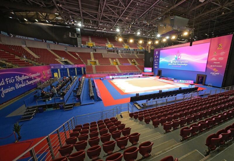 Азербайджанская гимнастка идет четвертой на чемпионате мира