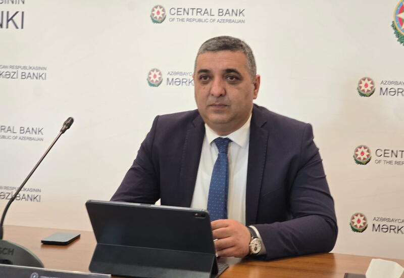 Профицит счета текущих операций Азербайджана превысил миллиард