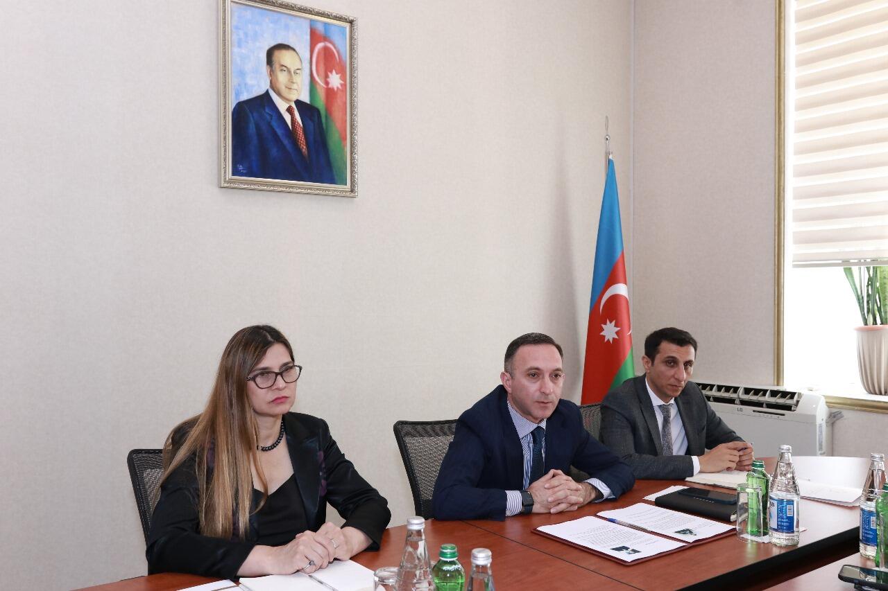 Иностранные журналисты побывали в Госкомитете по работе с диаспорой Азербайджана