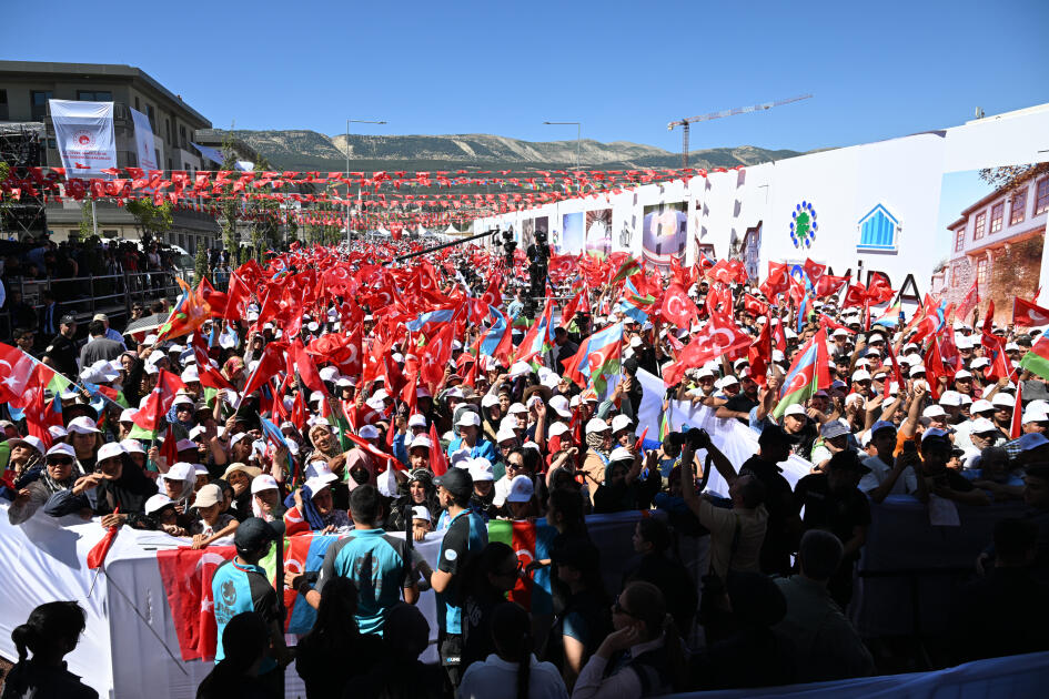 Prezident İlham Əliyev və Prezident Rəcəb Tayyib Ərdoğan Kahramanmaraşda “Azərbaycan” məhəlləsinin açılış mərasimində iştirak ediblər