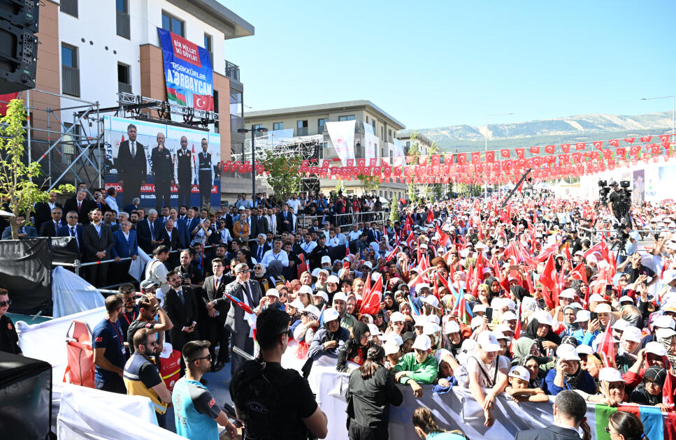 Prezident İlham Əliyev və Prezident Rəcəb Tayyib Ərdoğan Kahramanmaraşda “Azərbaycan” məhəlləsinin açılış mərasimində iştirak ediblər