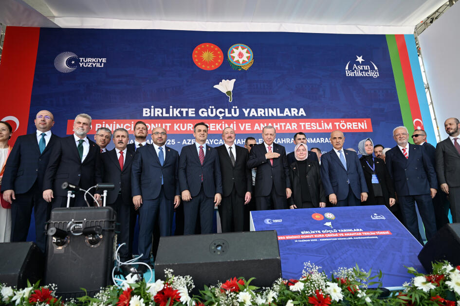 Prezident İlham Əliyev və Prezident Rəcəb Tayyib Ərdoğan Kahramanmaraşda “Azərbaycan” məhəlləsinin açılış mərasimində iştirak ediblər