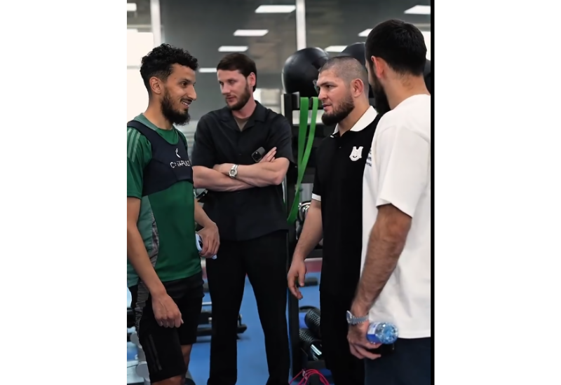 Хабиб Нурмагомедов и бойцы UFC посетили базу ФК "Карабах"