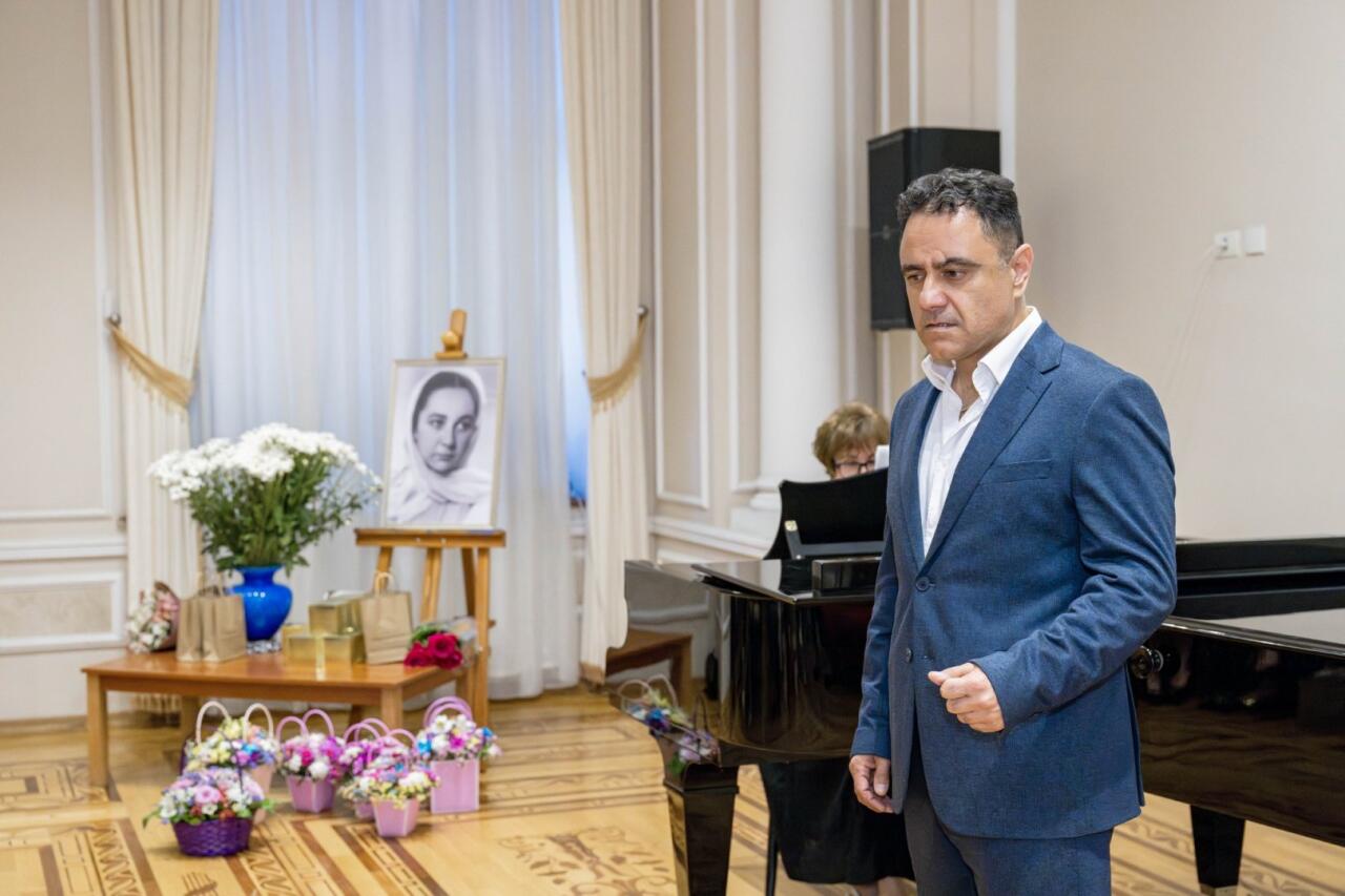 В Баку состоялся праздник музыки и театра к 100-летию Леди Гю