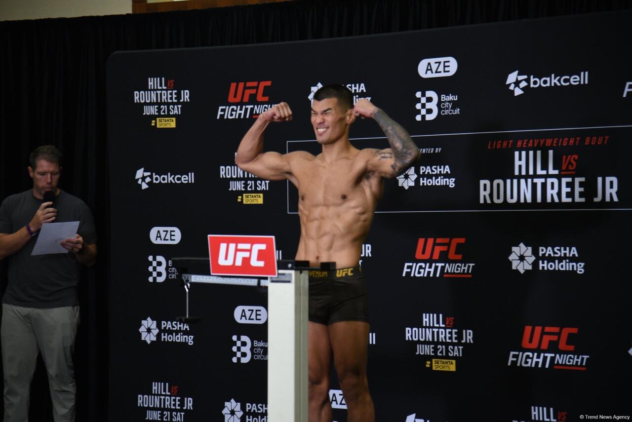 Bakıda "UFC Fight Night" iştirakçılarının rəsmi çəki mərasimi keçirilib