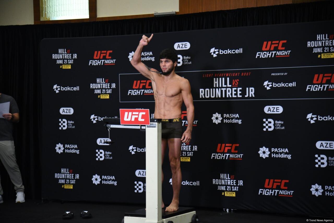 В Баку состоялась официальная церемония взвешивания участников UFC Fight Night