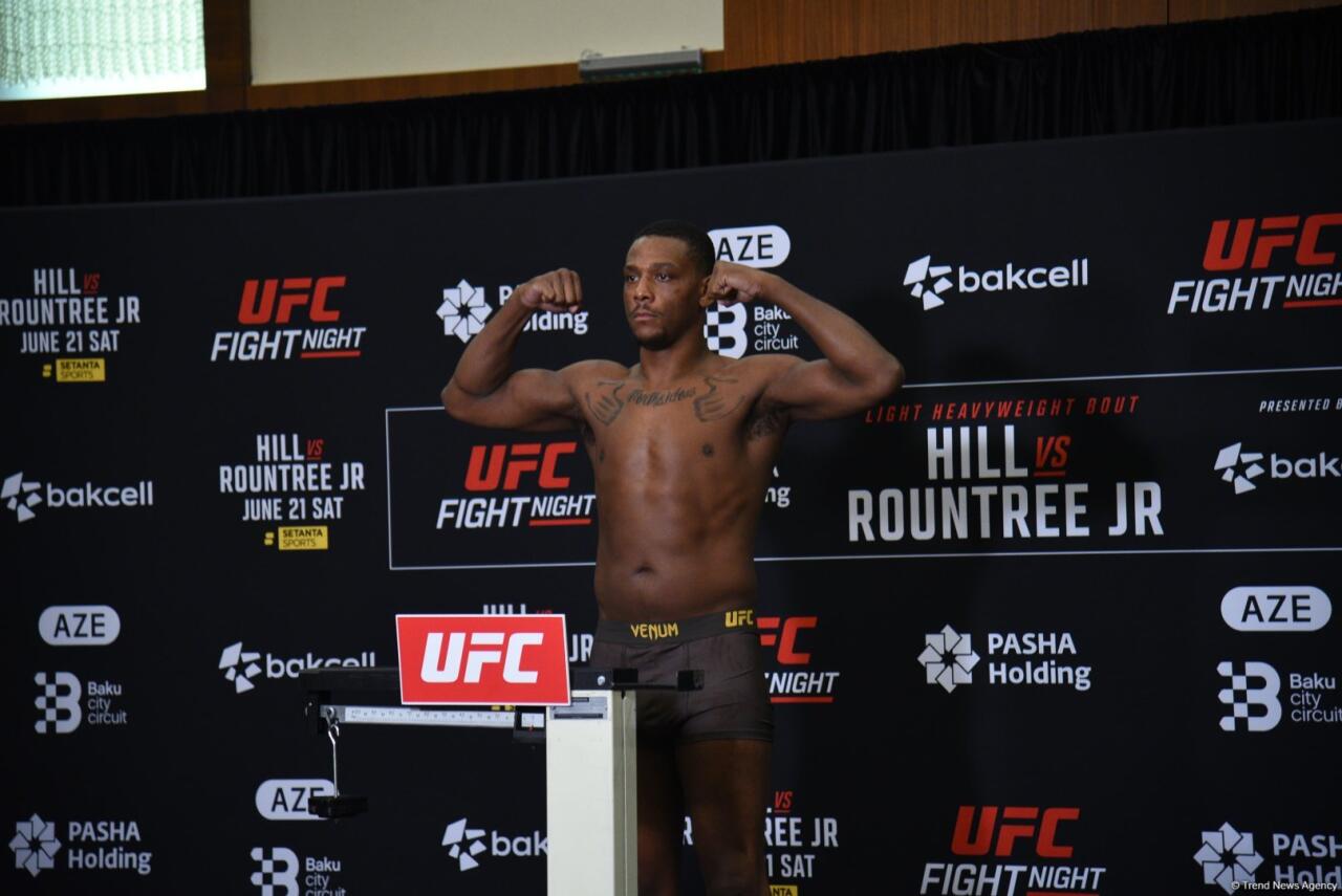 В Баку состоялась официальная церемония взвешивания участников UFC Fight Night