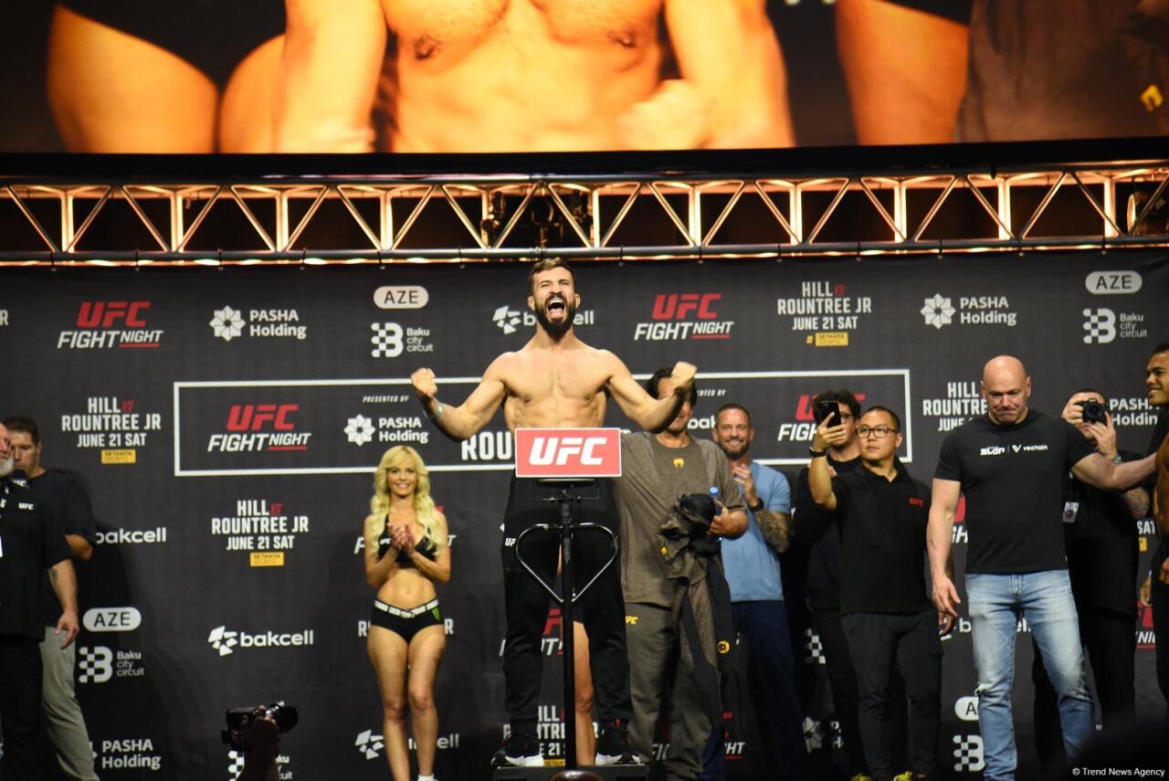 В Баку прошла торжественная церемония взвешивания бойцов UFC Fight Night
