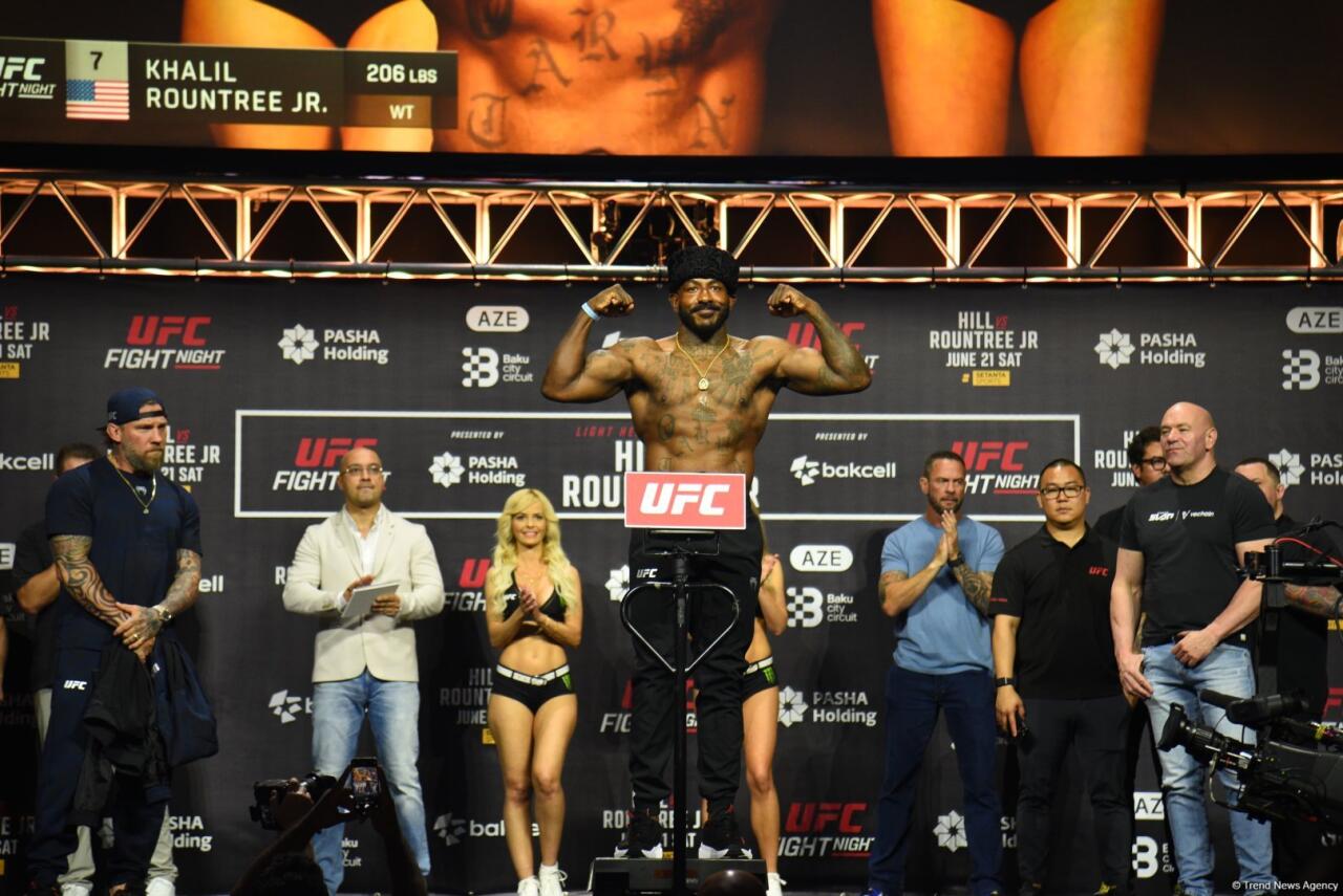 В Баку прошла торжественная церемония взвешивания бойцов UFC Fight Night