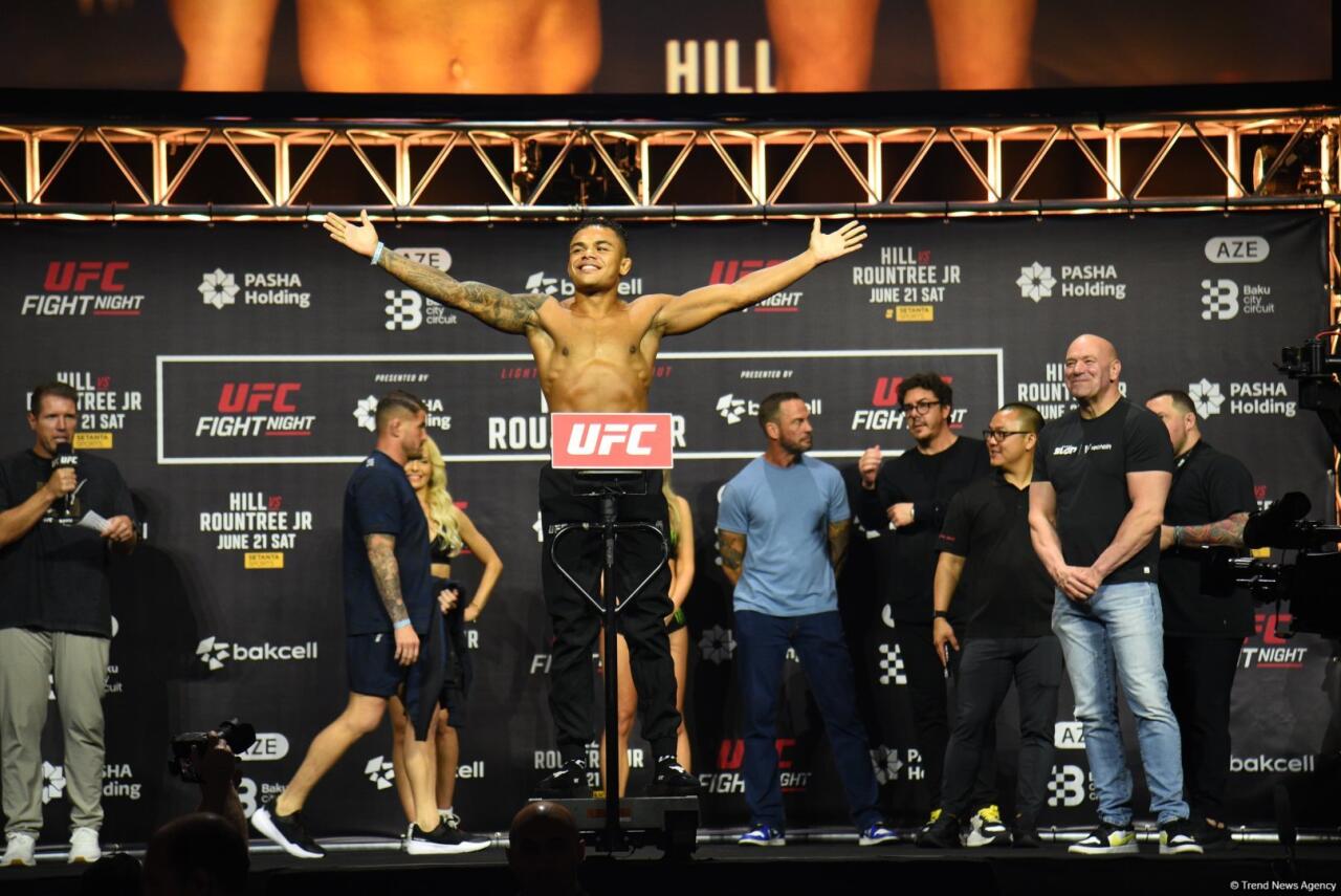 В Баку прошла торжественная церемония взвешивания бойцов UFC Fight Night
