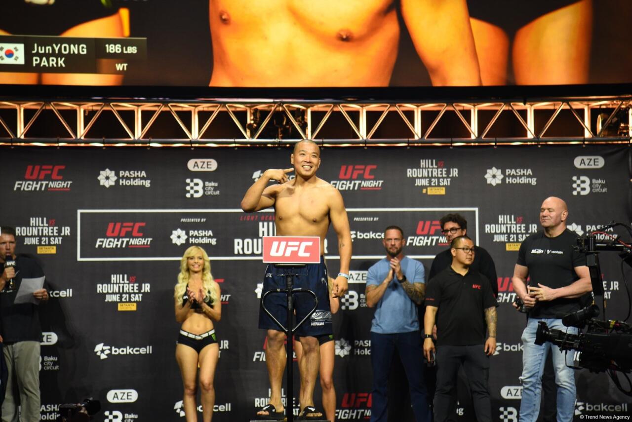 В Баку прошла торжественная церемония взвешивания бойцов UFC Fight Night