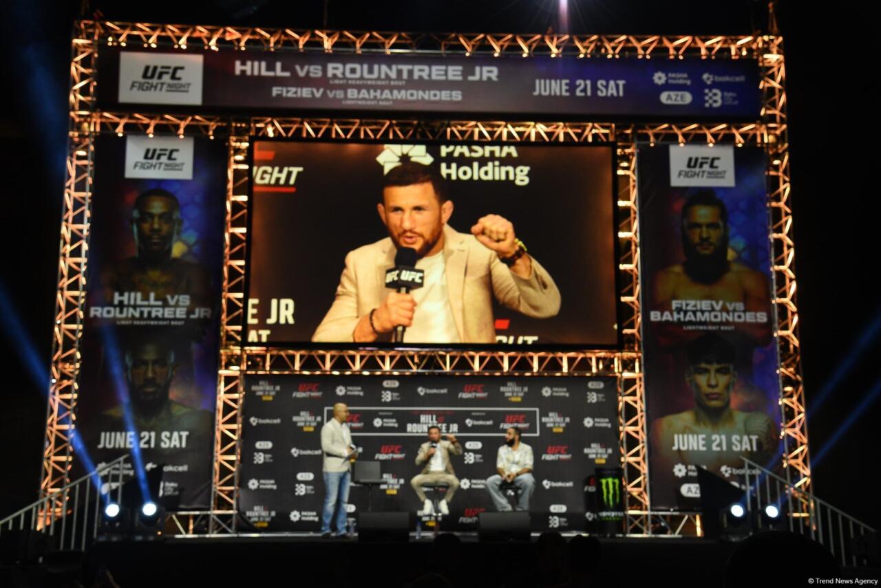 В Баку прошла торжественная церемония взвешивания бойцов UFC Fight Night