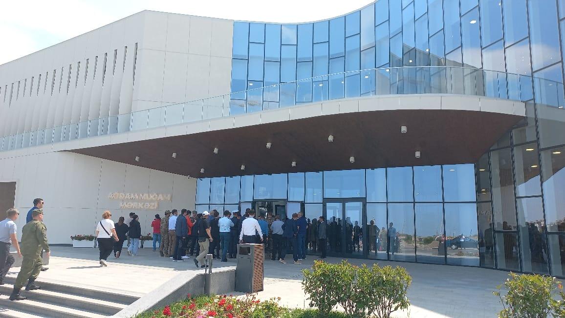 Diplomatik korpusun nümayəndələri Ağdam dəmir yolu vağzalından Bakıya yola düşüblər